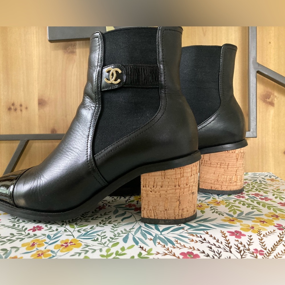 Chanel Calfskin Patent Cork Cap Toe Ankle Boots size 8.0